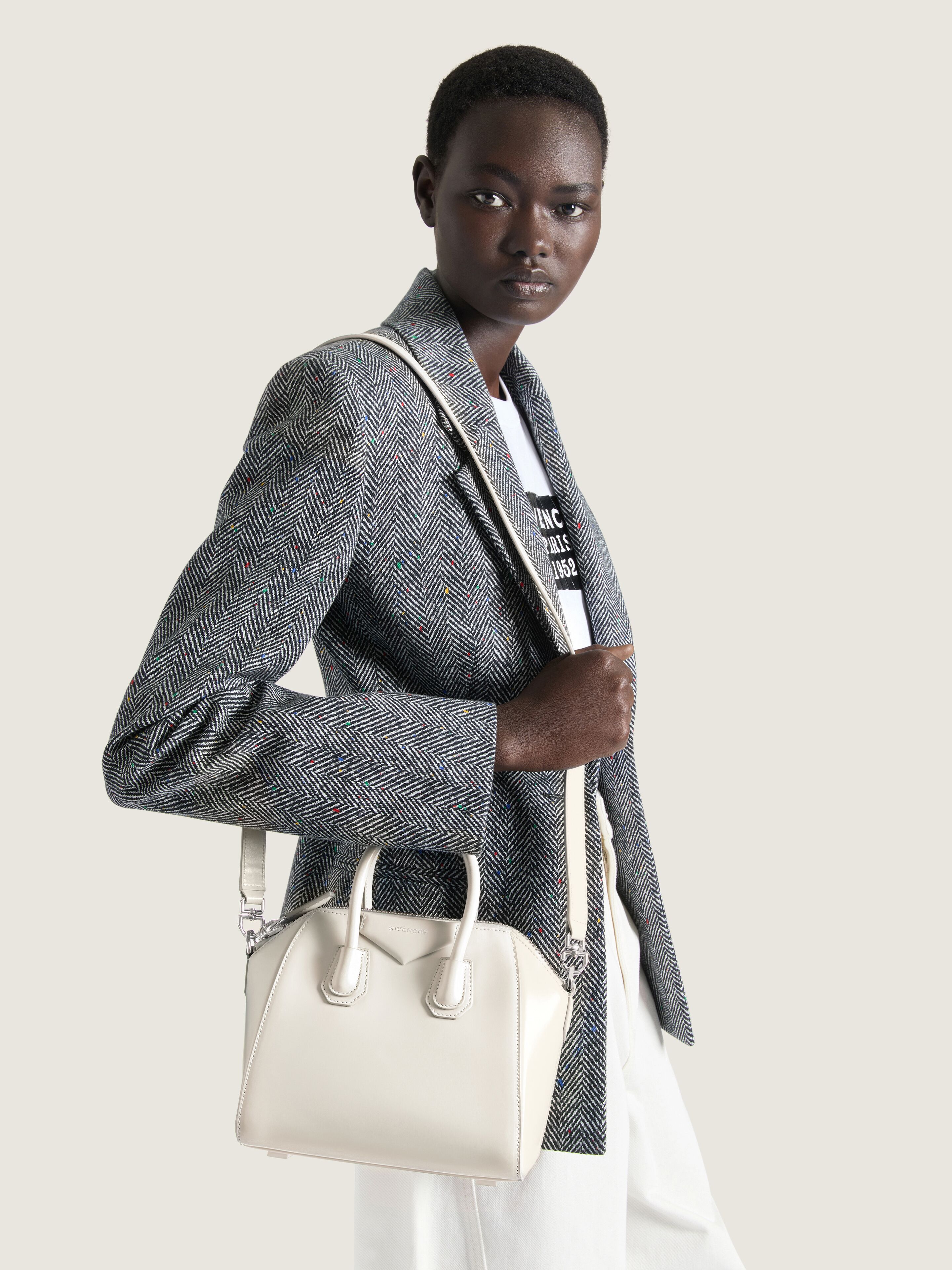 Mini Antigona bag in Box leather